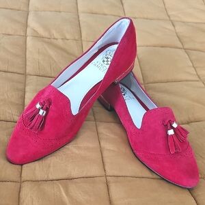 Vince Camuto Women's Vibrant Red Suede Tassel Loafers sz 7
